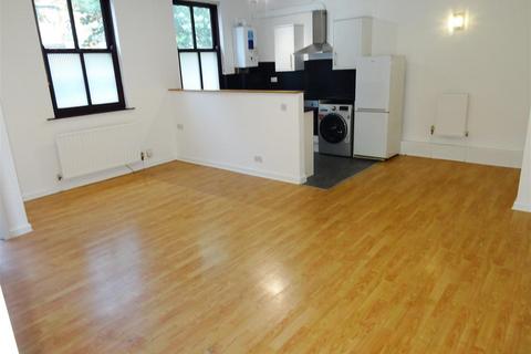 2 bedroom flat to rent, Chapel Street, Leigh WN7