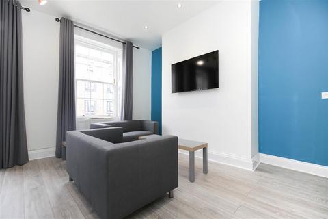 4 bedroom apartment to rent, St. James Street, Newcastle Upon Tyne NE1