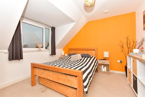 1 bedroom flat for sale, Manston Road, Ramsgate, Kent