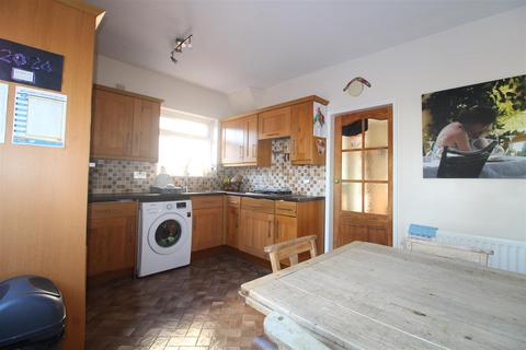 2 bedroom semi-detached house for sale, Amblecote Road, Brierley Hill