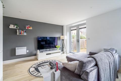 2 bedroom apartment for sale, Aviator Court, York