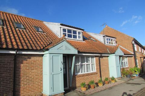 3 bedroom terraced house for sale, Willow Court, Pickering