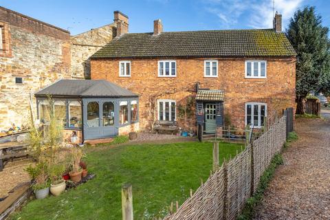 4 bedroom detached house for sale, Church Street, Cottingham, Market Harborough