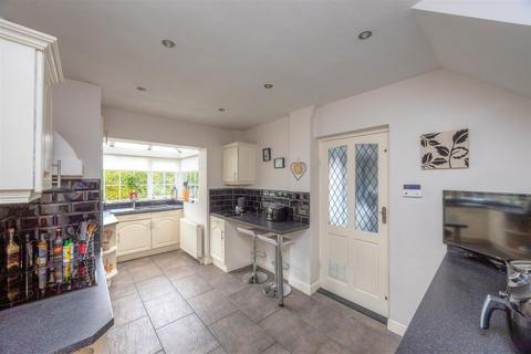18 Stenton Road, Sheffield, S8 7RN