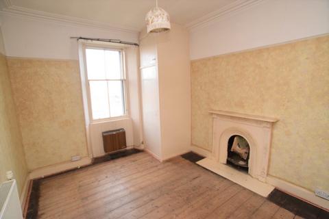 4 bedroom end of terrace house for sale, 129 Annan Road, Dumfries, DG1 3EW