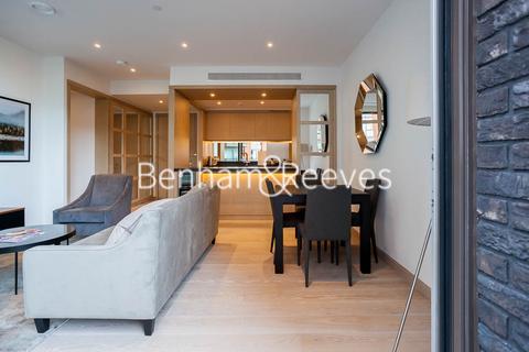 2 bedroom apartment to rent, Viaduct Gardens, London SW11