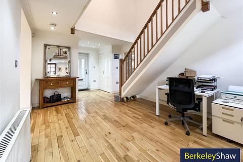 Hare Barn Hall Lane, Ince Blundell, Liverpool, L38 6JB