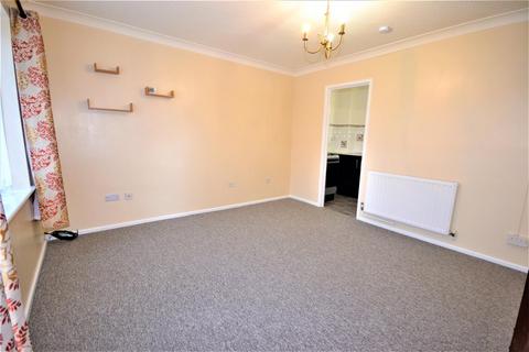 1 bedroom terraced house to rent, Falklands Road, Burnham-on-Crouch