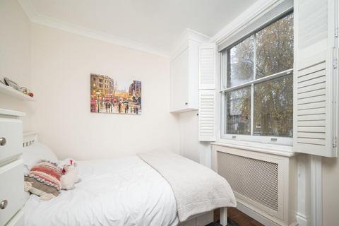 2 bedroom flat to rent, FINBOROUGH RD, EARLS COURT, SW10