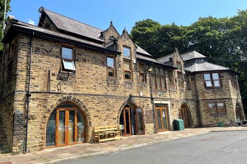 undefined, Beaconsfield House, Off Bennett Lane, Halifax, HX3