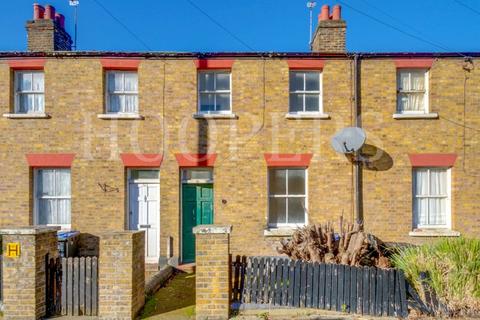 3 bedroom terraced house for sale, Quainton Street, London, NW10