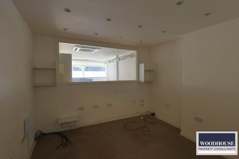 Property to rent, Cheshunt Wash, Cheshunt EN8