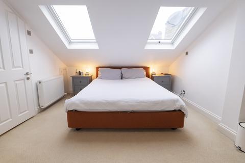 9 Rainville Road, London, W6 9HA