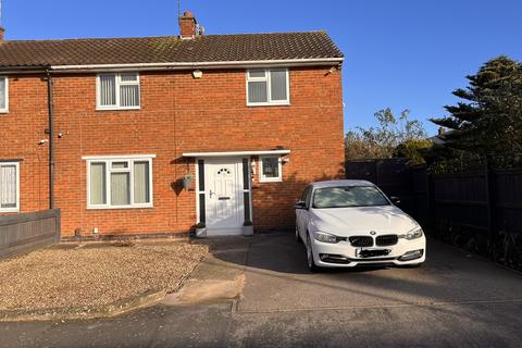 2 bedroom semi-detached house for sale, Wiltshire Road, Wigston, LE18