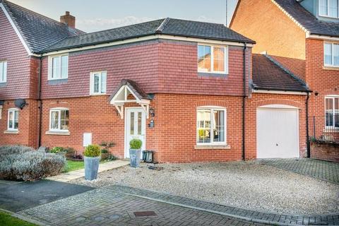 3 bedroom end of terrace house for sale, Dowse Close, Tidworth, SP9 7GU