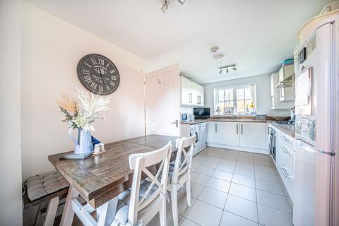 12 Dowse Close, Tidworth, SP9 7GU