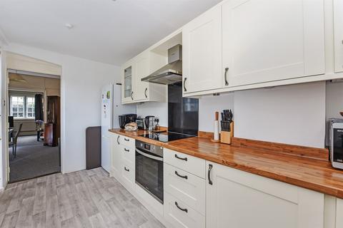 undefined, Little London, Chichester, PO19