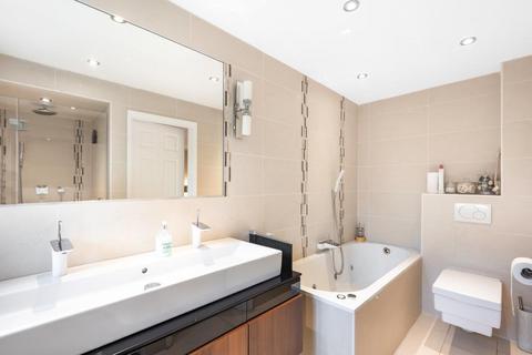 7 Linden Close, Stanmore, HA7 3NW