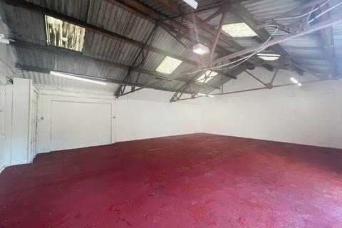 Industrial unit to rent, Park Green, Whittington SY11