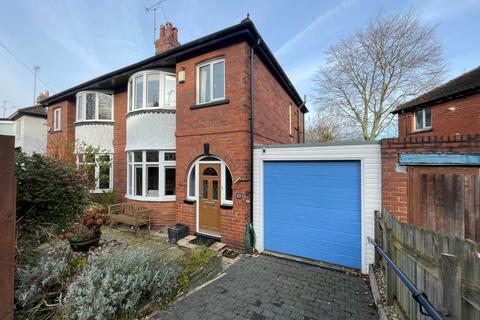 3 bedroom semi-detached house to rent, Hollin Crescent, Weetwood, Leeds, LS16