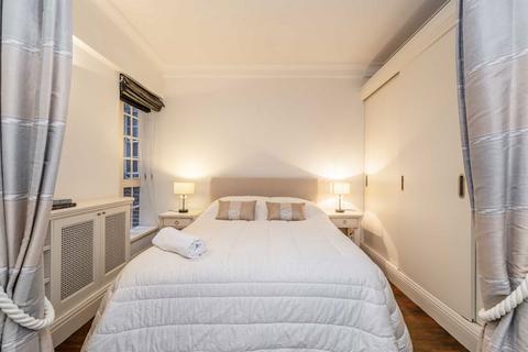 undefined, Grosvenor Street, London W1K