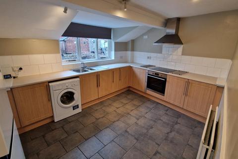 2 bedroom apartment to rent, Hallgate, Hexham, NE46 1XD, NE46