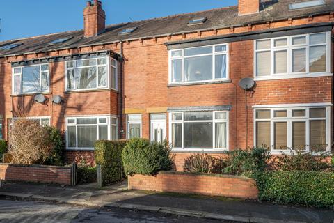 4 bedroom terraced house to rent, Chandos Place, Leeds LS8