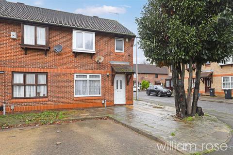 3 bedroom semi-detached house for sale, Goldhaze Close, Woodford Green IG8