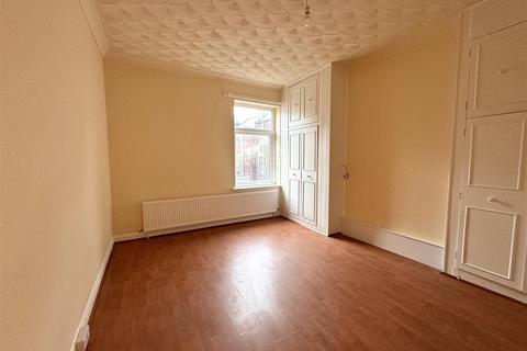 2 bedroom terraced house to rent, Thomas Street, Darfield, Barnsley