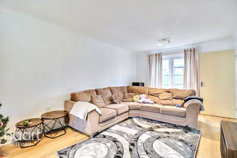 36 Critchley Avenue, Dartford, DA1 2GF