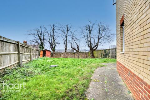 36 Critchley Avenue, Dartford, DA1 2GF