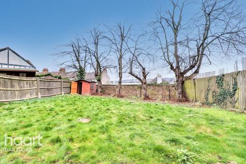 36 Critchley Avenue, Dartford, DA1 2GF