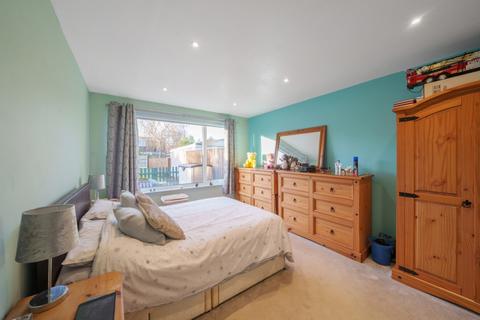 3 Bowbridge Gardens, Bottesford, Nottingham, NG13 0AZ