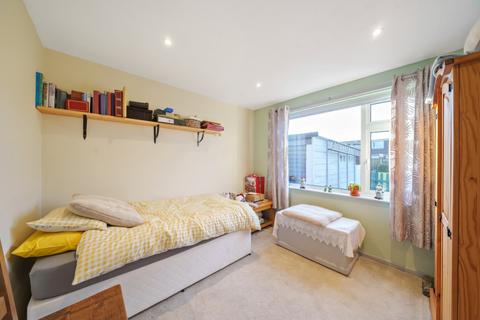 3 Bowbridge Gardens, Bottesford, Nottingham, NG13 0AZ
