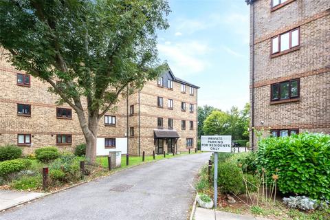 2 bedroom apartment to rent, Chalkstone Close, Welling, Kent, DA16