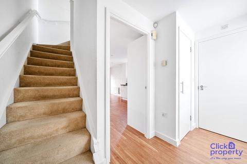 2 bedroom semi-detached house for sale, Foxdene Close, London E18