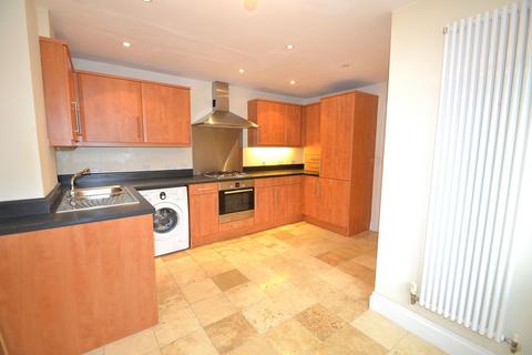 3 bedroom semi-detached house to rent, Beulah Hill, Crystal Palace SE19