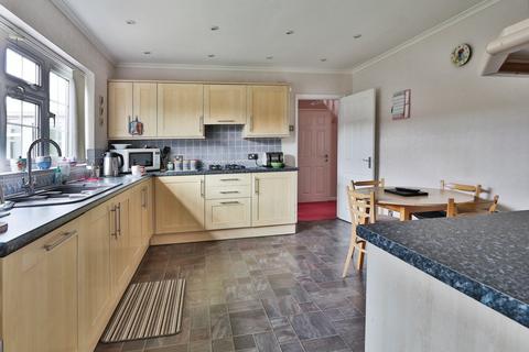 4 bedroom detached house for sale, Barley Garth, Burton Pidsea, Hull, HU12 9AF