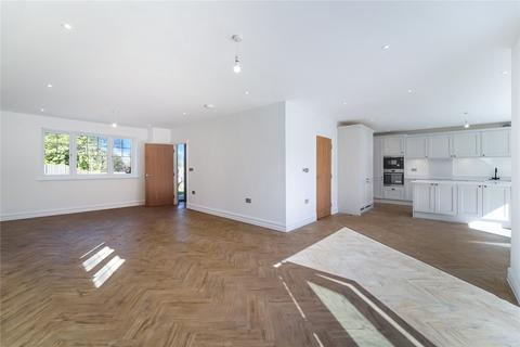 4 bedroom detached house for sale, Boxhill Road, Tadworth, Surrey, KT20