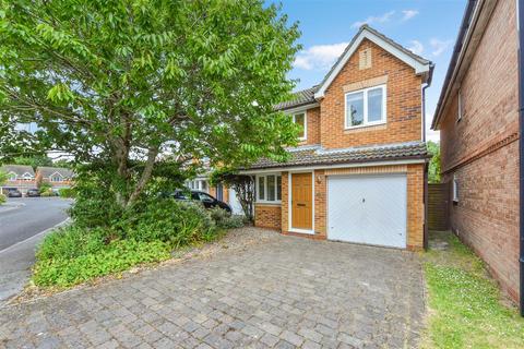 3 bedroom detached house for sale, Stanbury Close, Bosham, PO18