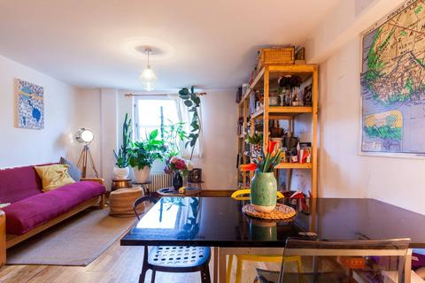 2 bedroom flat for sale, Glasswork Studios, Basing Place, Shoreditch, London, E2