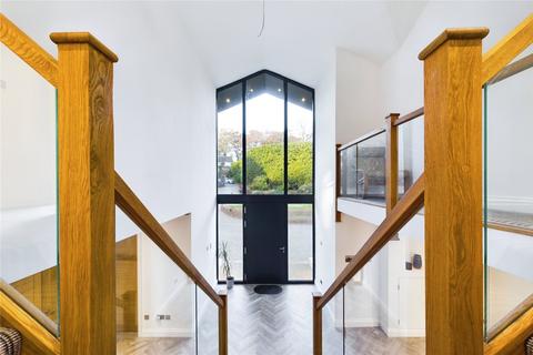 6 Broadlands Close, Calcot, Reading, RG31 7RP