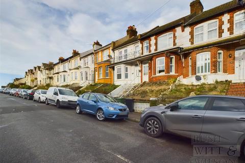 3 bedroom terraced house for sale, Victoria Avenue, Hastings