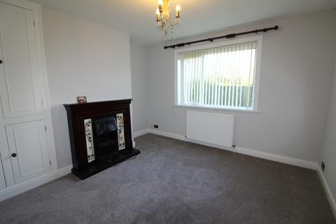 3 bedroom semi-detached house to rent, Denby Dale Road, Wakefield