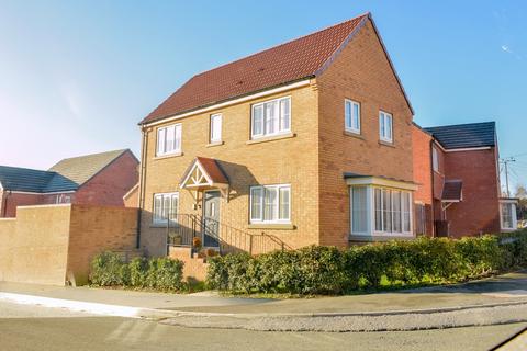 3 bedroom detached house for sale, Wise Crescent, Churwell, Leeds