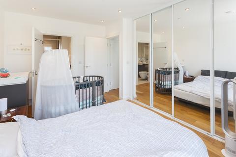 28 Prospect Row, London, E15 1FX