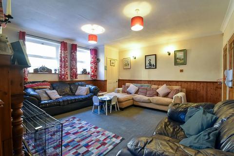 16 Lancaster Close, Adlington, Chorley, PR6 9RA