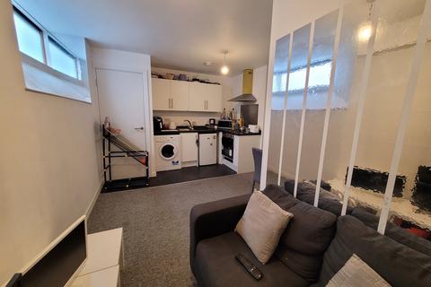 1 bedroom flat to rent, Cheapside Chambers, BD1 4HP