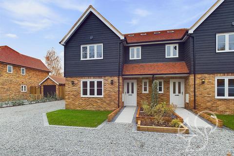 4 bedroom semi-detached house for sale, Field View, Abbess Roding