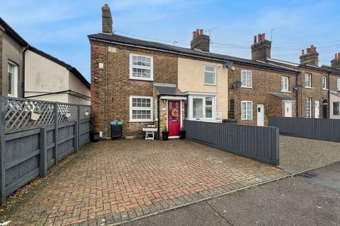 2 bedroom end of terrace house for sale, Mount Road, Braintree, CM7